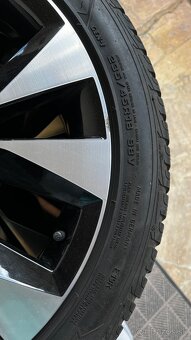 Zimné pneumatiky Goodyear 235/45 R18 98V - 8