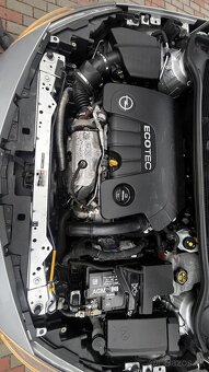 Opel Astra J - 8