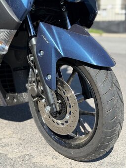 Skúter YAMAHA NMAX 125 - 2023 len 335km - 8