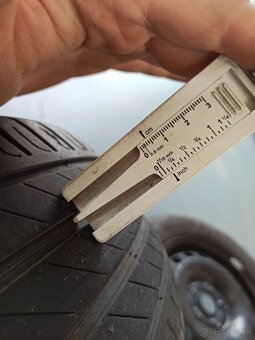 Letná sada 195/65 r15 5x112 + puklice - 8
