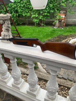 Slávia - 8