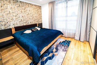 NADČASOVÝ MODERNÝ RODINNÝ DOM - 8