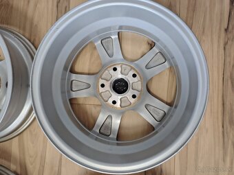 ALU DISKY SUZUKI R16 - 8