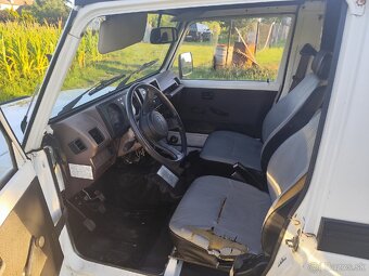 Suzuki samurai - 8