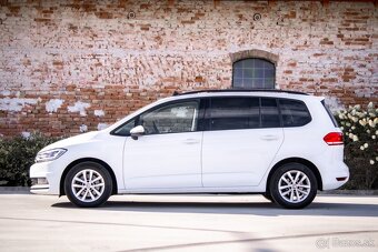 Volkswagen Touran 1.6TDI SCR Comfortline - PANO, ACC - 8