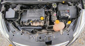OPEL CORSA D 1.2 Benzín (63 kW), r. 2011 - 8