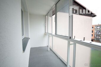 Priestranný 4-izbový byt po kompletnej rekonštrukcii, na pre - 8
