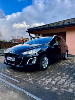 Peugeot 308sw 1,6eHDi - málo kilometrov, 7-miestne - 8