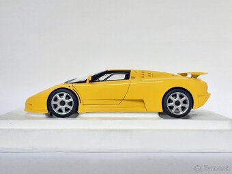 1:18 - Bugatti EB110 SS (1992) - AUTOart - 1:18 - 8