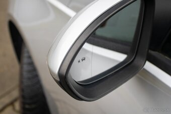 Opel Insignia 1.5 Turbo benzín automat - 8