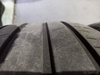 225/45 R19 92W - 8