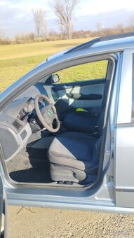 SKODA FABIA combi 1,4 MPI + ťažné zariadenie - 8