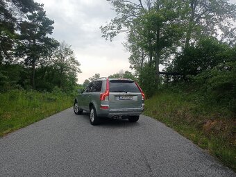 VOLVO XC90 D5 AWD - 8