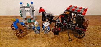 Lego Castle 70401 Gold Gateway & 70403 Dragon Mountain - 8
