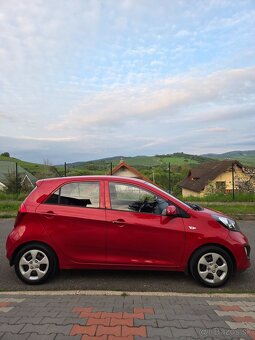 Kia Picanto 1.0 - 8