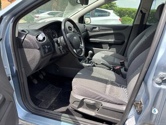 Ford Focus 1.6 Zetec SE Trend - 8