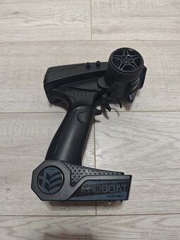 PROBOAT Miss Geico 17 - 8