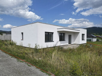 Na predaj 5 izb. rodinný dom - Vyšná Kamenica, Košice okolie - 8