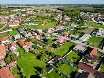 Na predaj stavebný pozemok 883 m2 so stavebným povolením - 8