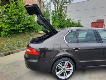 Škoda Superb 2.0 TDi DSG 103KW BMP - 8