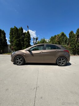 Hyundai i30 Benzín+LPG, 2014, 73 kW, 125927 km - 8