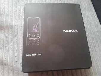 Nokia 8600 Luna - 8