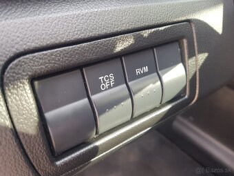 Predam Mazda CX7 , Diesel - poškodený motor - 8
