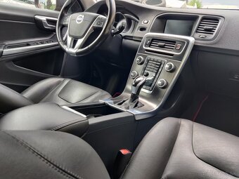 Volvo V60 - 8