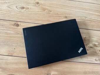 Lenovo ThinkPad X270-i5-7200U/8gbDDR4/256gbSSD/W10Pro - 8