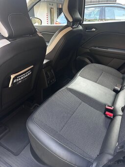 Renault Captur TCe 140 rv.2022 v záruke - 8