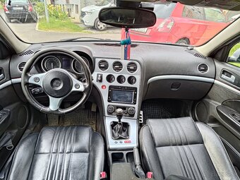 Alfa Romeo 159 2,4 jtdm 147 kw za 2300€ - 8