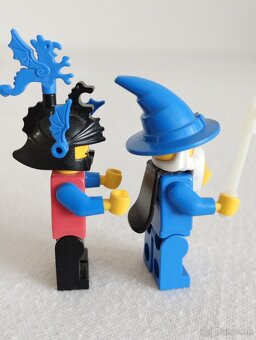 LEGO Castle 6048 Majisto's Magical Workshop - 8