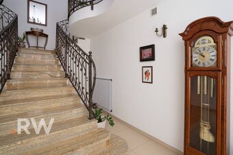 REWIN I Majestátny rodinný dom s investičným potenciálom - 8