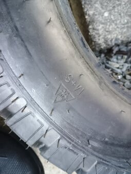 235/60r16 - 8