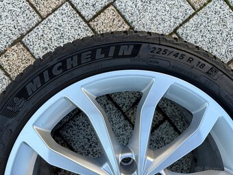 Hliníkové disky orig. Audi + zimné pneumatiky 225/45 R18 - 8