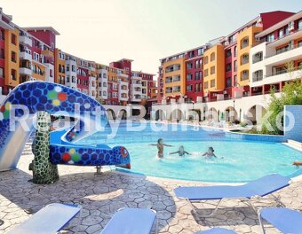 Plně zařízené studio (1+kk, 46 m²) s balkonem s krásným výhl - 8