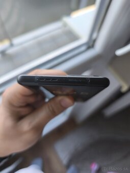 Predam Motorola Edge 40 Pro 12/256 flagship - 8