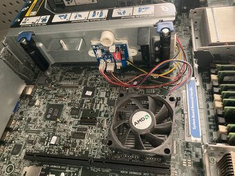 Lacno HP DL380p Gen8 server, 2x 2680v2, 128gb ram, 16x 2.5" - 8