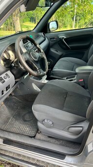Toyota Rav4 4x4 2.0d4d - 8