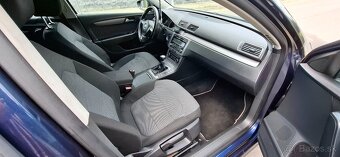 Predám Volkswagen Passat B7 Combi 2.0 TDI 103Kw R.V.2012 - 8