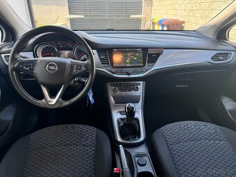 Opel Astra 1.4 hladký benzín 74kw 68 244km - 8