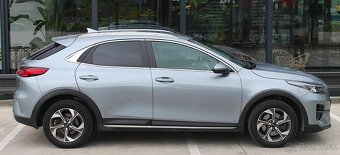 Kia Xceed gold+ smartpack, benzín, 2022, Nové v SR, Záruka - 8