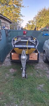 Predám laminatovy čln na ryby - 8