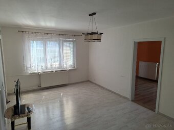 2 izb. byt do prenájmu - 8