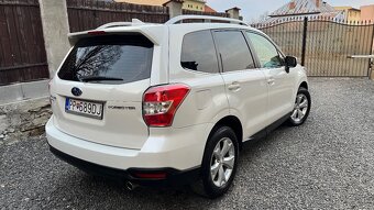 Subaru Forester 2.0 benzín - 8