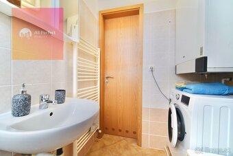 Priestranný 1-izbový byt s parkovaním pri Trnave - 8