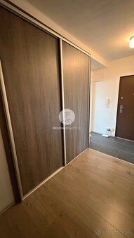 Štýlový, kompletne zariadený 2i byt po rekonštrukcii - Valas - 8