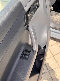 Volkswagen Caddy 1.6 TDi 5 miestna - 8