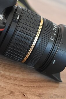 Nikon d5100 s AF objektivom 18 - 200 macro - 12tisic cvak. - 8