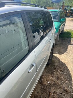 Volkswagen Touran 1.6 TDI Trendline 7Miest. - 8